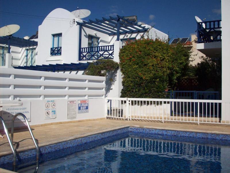 Central Gem - 10 Min Walk To The Sea, Harbor And Mall Lejlighed Paphos Eksteriør billede